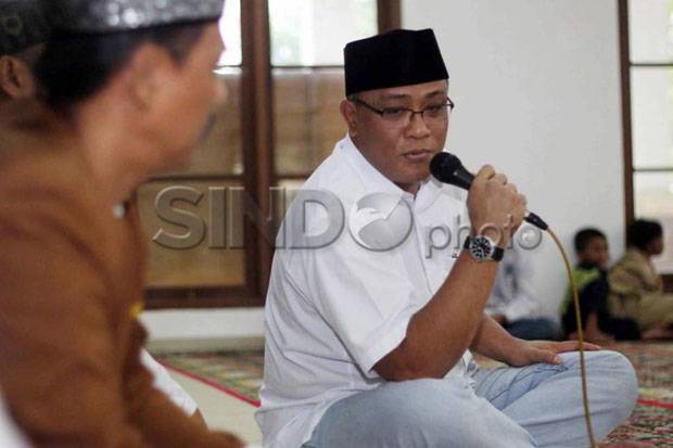 Jumhur Hidayat, Dari...