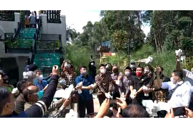 Kehadiran Destinasi...