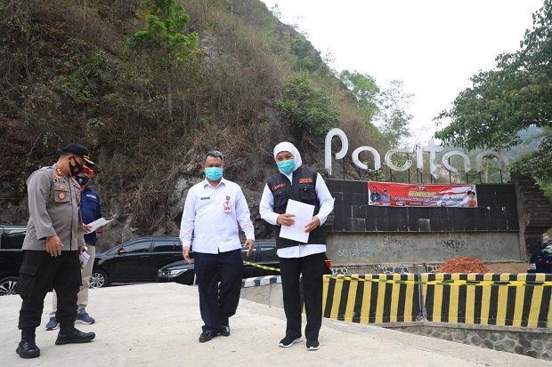 Tinjau Jembatan Ponorogo-Pacitan,...