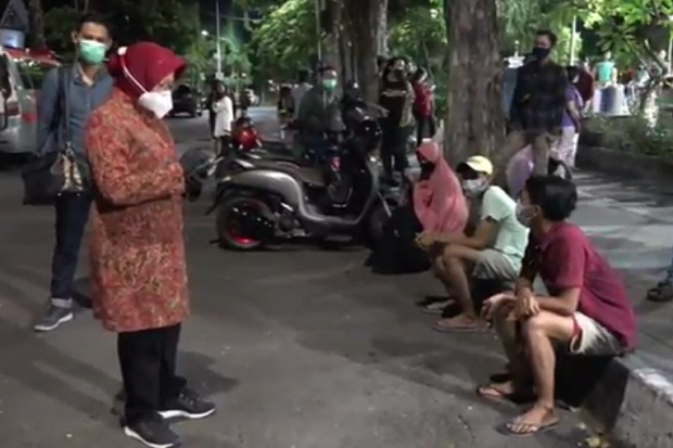 Pimpin Razia Dini Hari,...