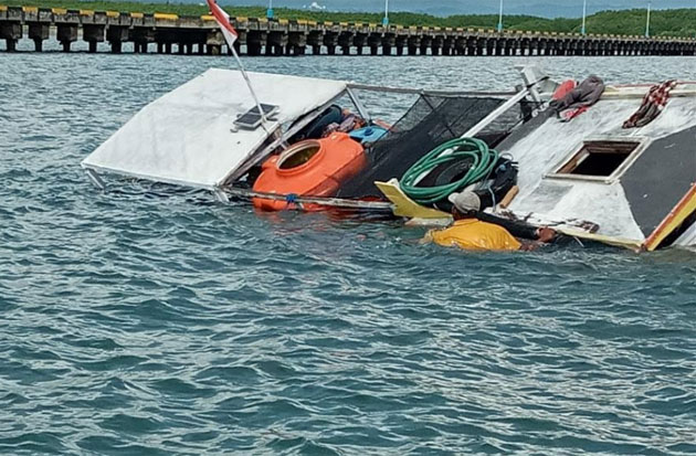 Kapal Pengangkut Air...