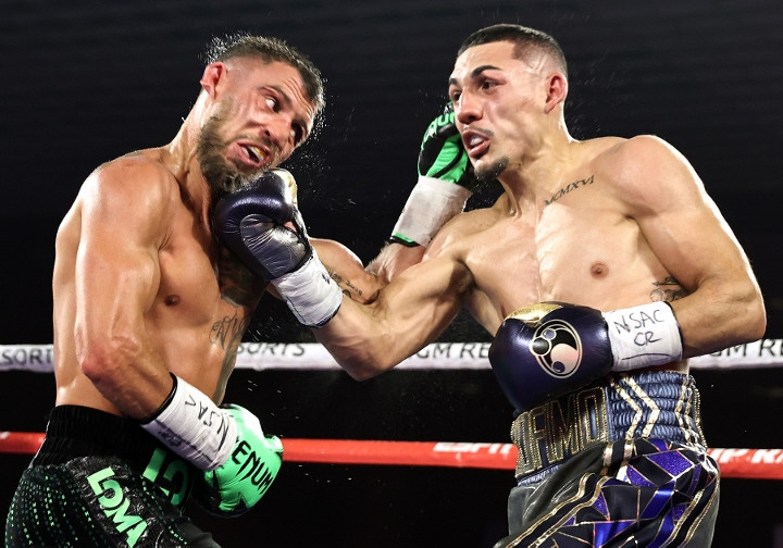 Teofimo Lopez Kepada...