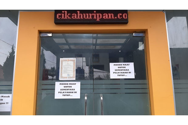 Dua Pegawai Positif...