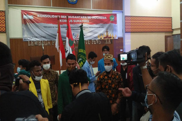 Polemik UU Cipta Kerja,...