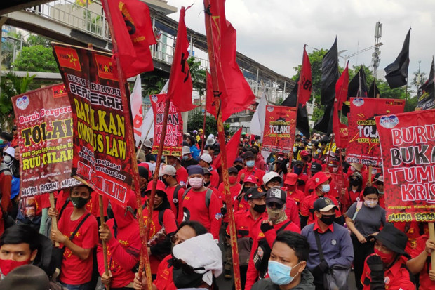 Buruh dan Mahasiswa...