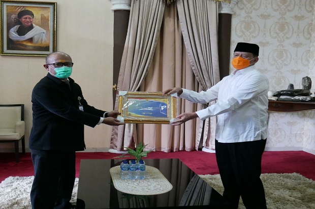 Pemprov Banten Raih...