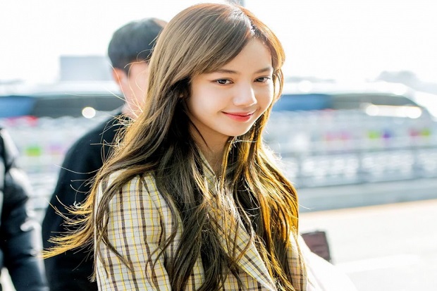 Netizen Sebut Lisa BLACKPINK...
