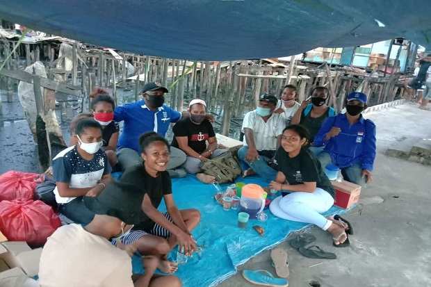Tinjau Korban Kebakaran,...