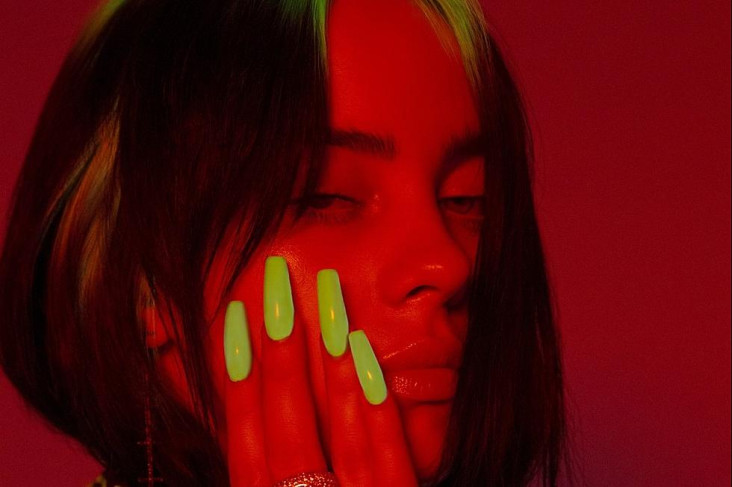 Billie Eilish Gelar...