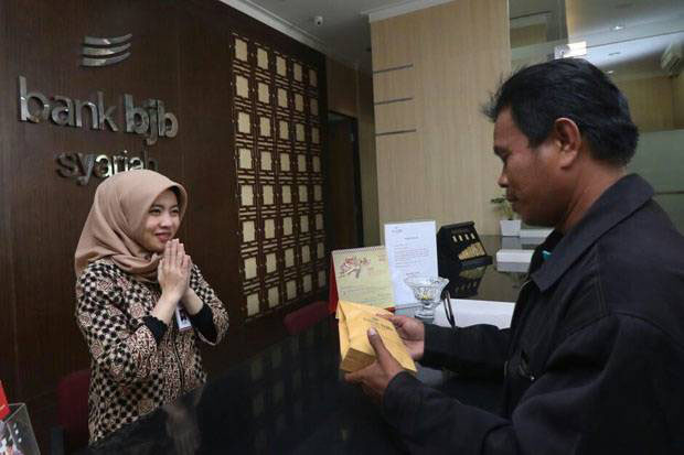 Diterpa Pandemi, Bank...