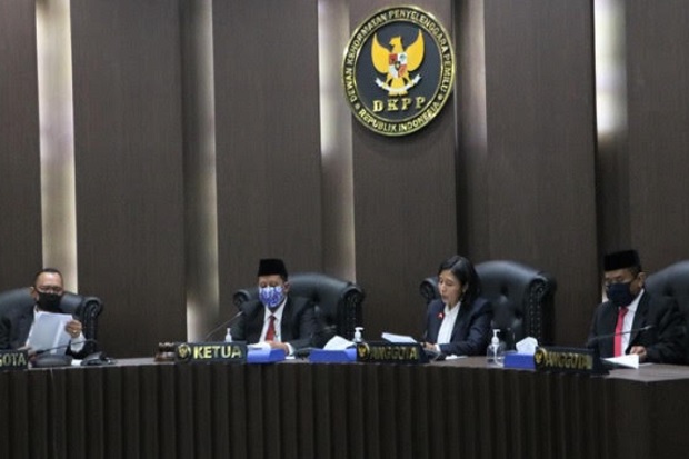 DKPP Mulai Periksa Empat...