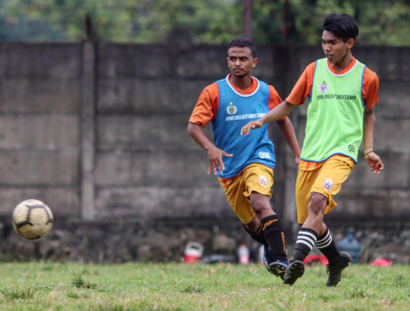 Jakmania Minat Gabung...