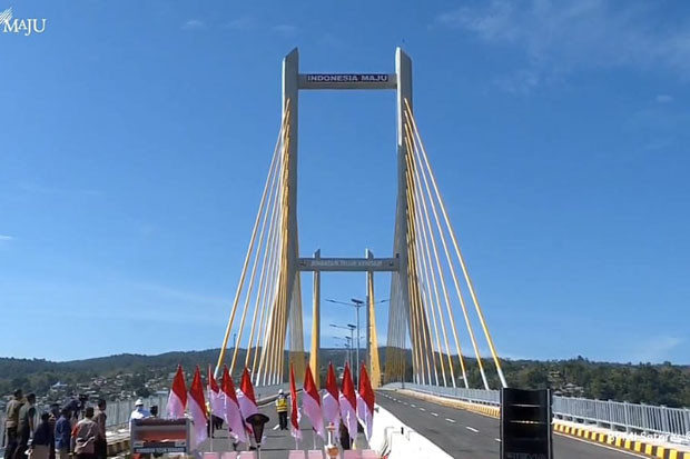 Puji Arsitektur Jembatan...