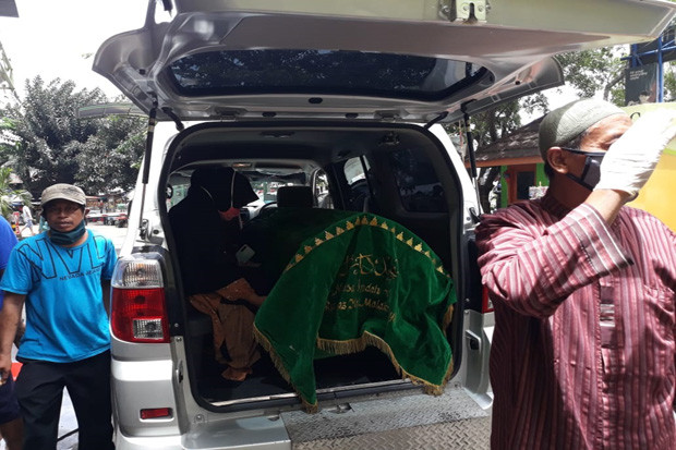 Hendak Tarik Uang, Pria...
