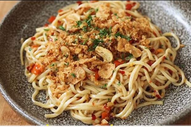 Bikin Mi Aglio E Olio...