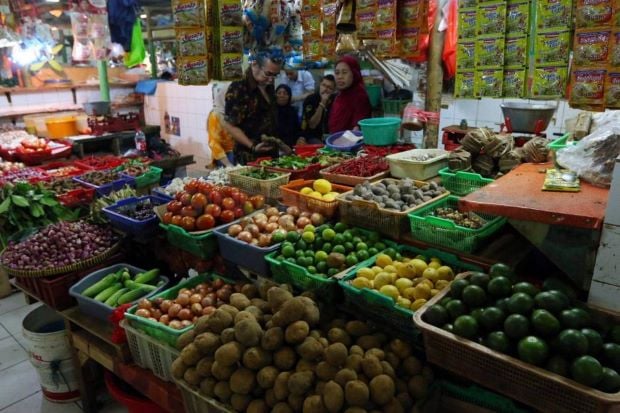 Inflasi Rendah Terus-terusan...