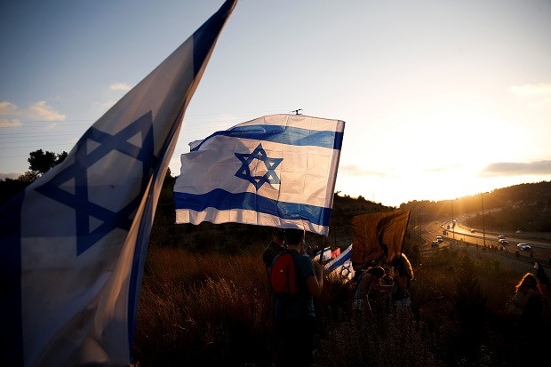 Israel Yakin Segera...