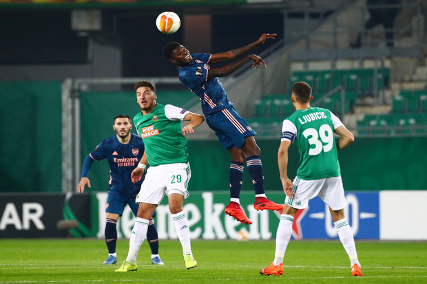 Nyaris Terpeleset, Arsenal...