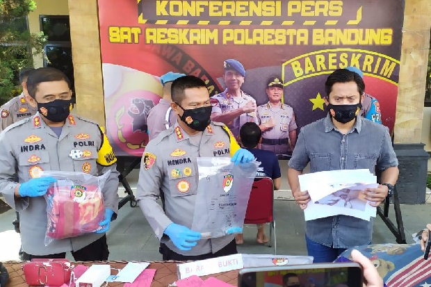 Pembunuh Perempuan Hamil...