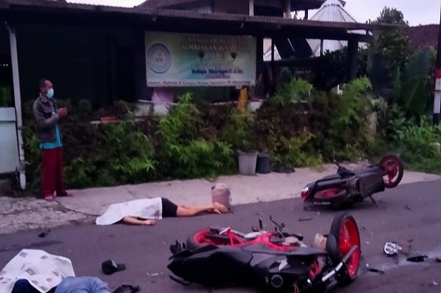 Pengendara Sepeda Motor...