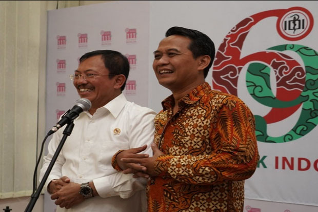 Hari Dokter Nasional,...