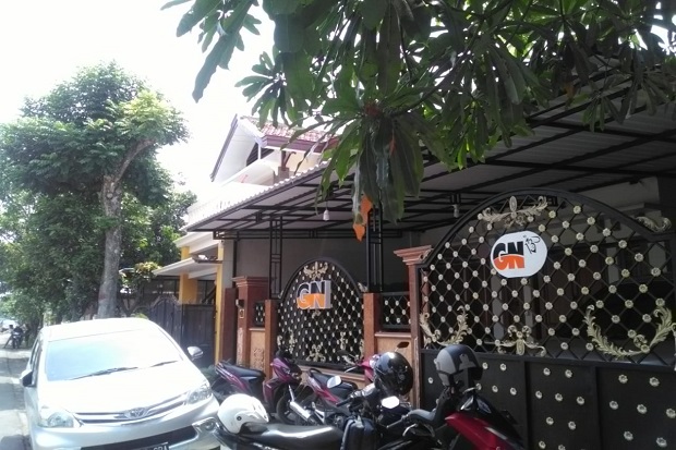 Putra Gus Nur: Keluarga...