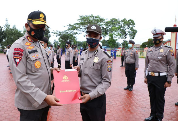 Kapolda Sumut Berikan...