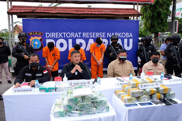 Oknum Perwira Polisi...