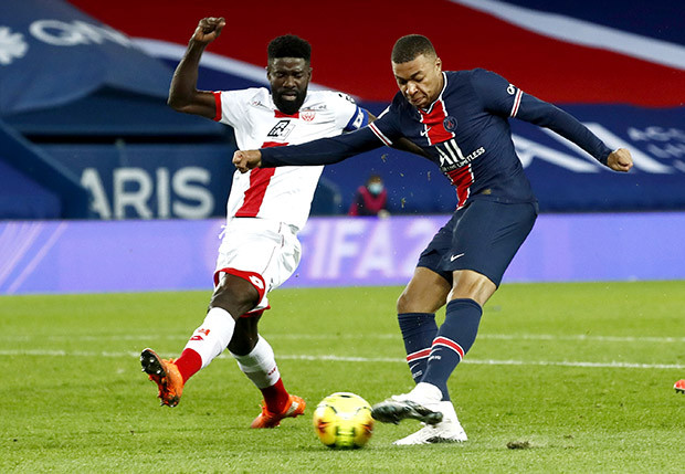Brace Kylian Mbappe...