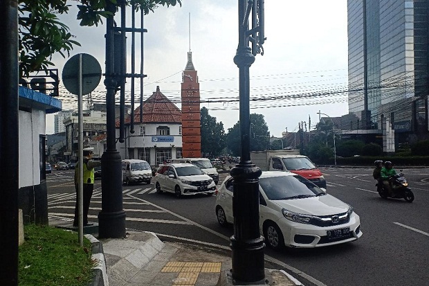 Siang Bandung Raya Diguyur...