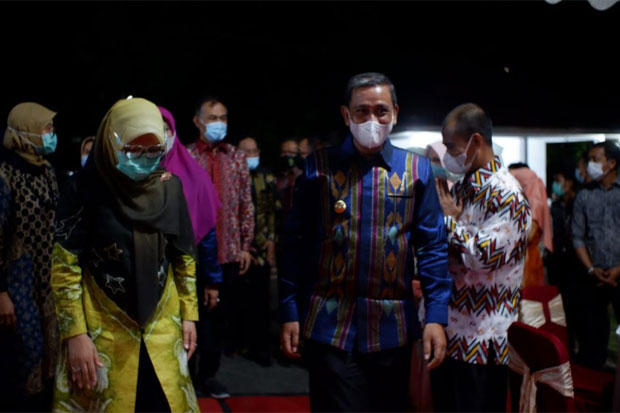 Rektor Unhas Ajak Akademisi...