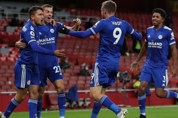 Jadi Pahlawan Leicester,...