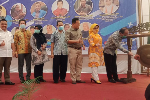 Herman Deru Hadiri Talk...