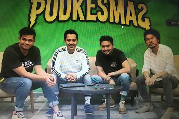 1 Tahun Usia, Podkesmas...
