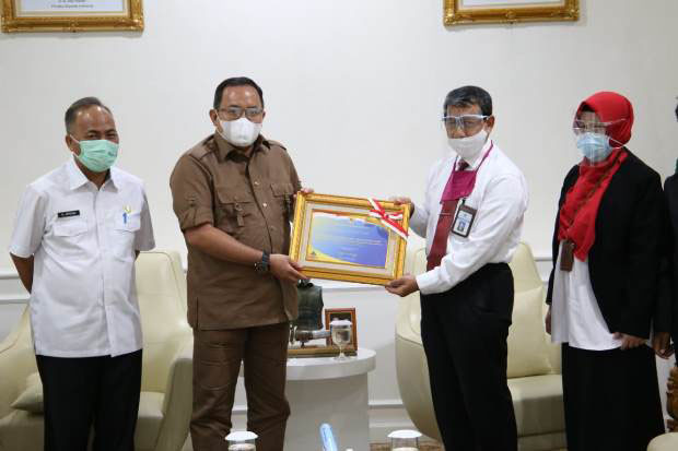 Raih Opini WTP dari...