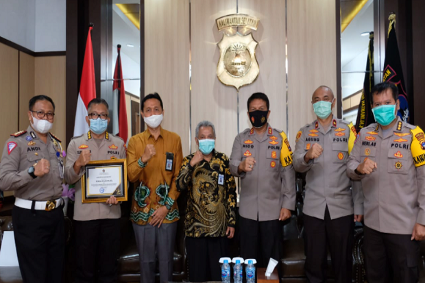 Terbaik Kelola Anggaran,...