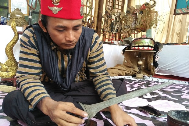 Muludan, Padepokan Nur...