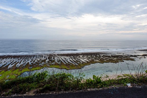 Pantai Melasti Ungasan,...