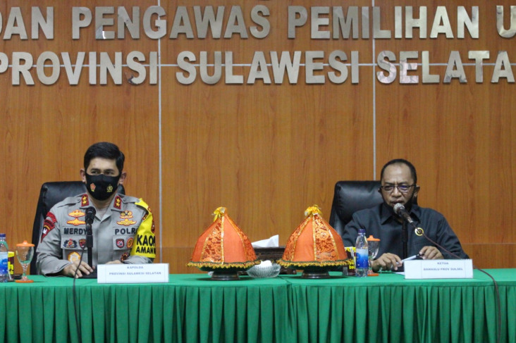 Paslon Bisa Manfaatkan...