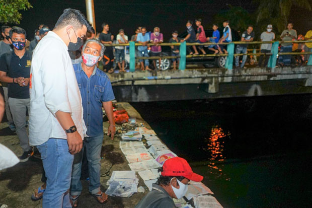 Malam Hari Bobby Nasution...