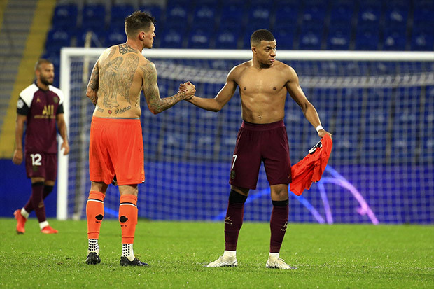 Kylian Mbappe Bikin...