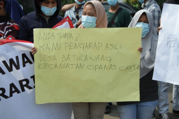 Nama Dicatut, Warga...