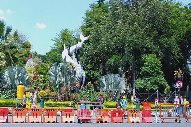 Kebun Binatang Surabaya...