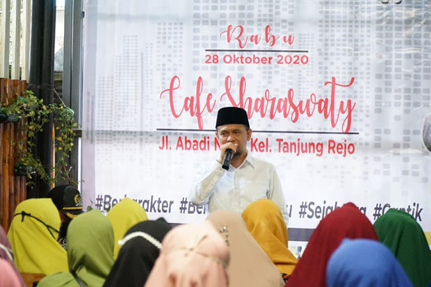 Salman Alfarisi Terharu...