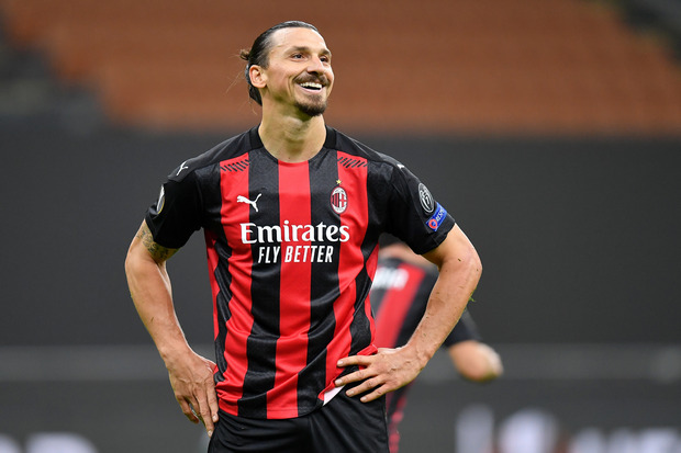 Ibrahimovic Gagal Penalti,...