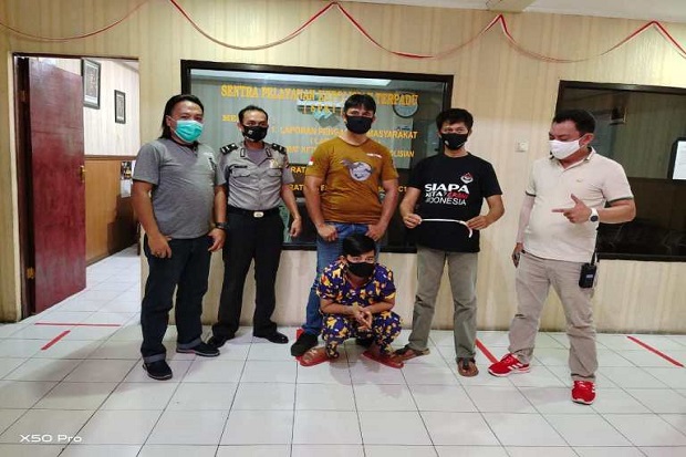 Cinta Diputus, Gadis...