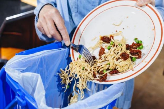 Sampah Makanan Dibuang...