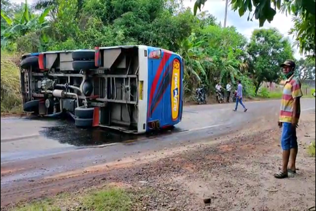 Bus Jurusan Palembang-Pagar...