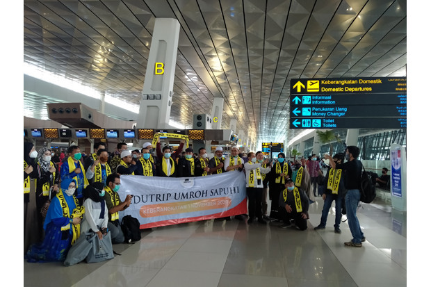 360 Jamaah Umrah Berangkat...