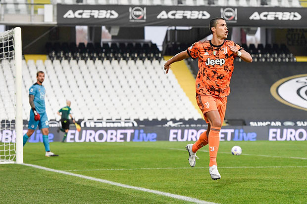 CR7: Cristiano is Back,...
